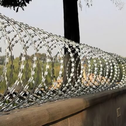 RAZOR BARBED MESH